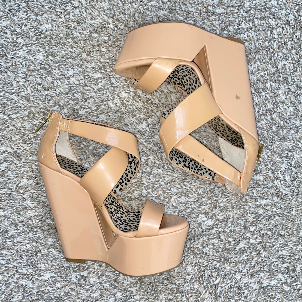 Jessica Simpson Cutout Platform Cream Shoes // Size 7